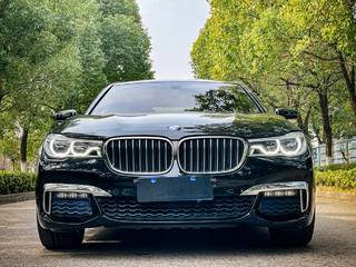 宝马7系 740Li 3.0T 自动 领先型M运动套装 