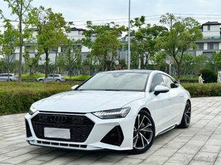 奥迪A7掀背 45TFSI 2.0T 自动 臻选型 