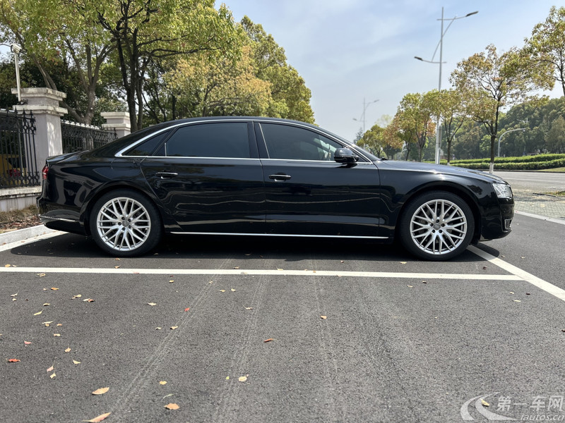 奥迪A8L 50 [进口] 2014款 3.0T 自动 汽油 尊贵型 