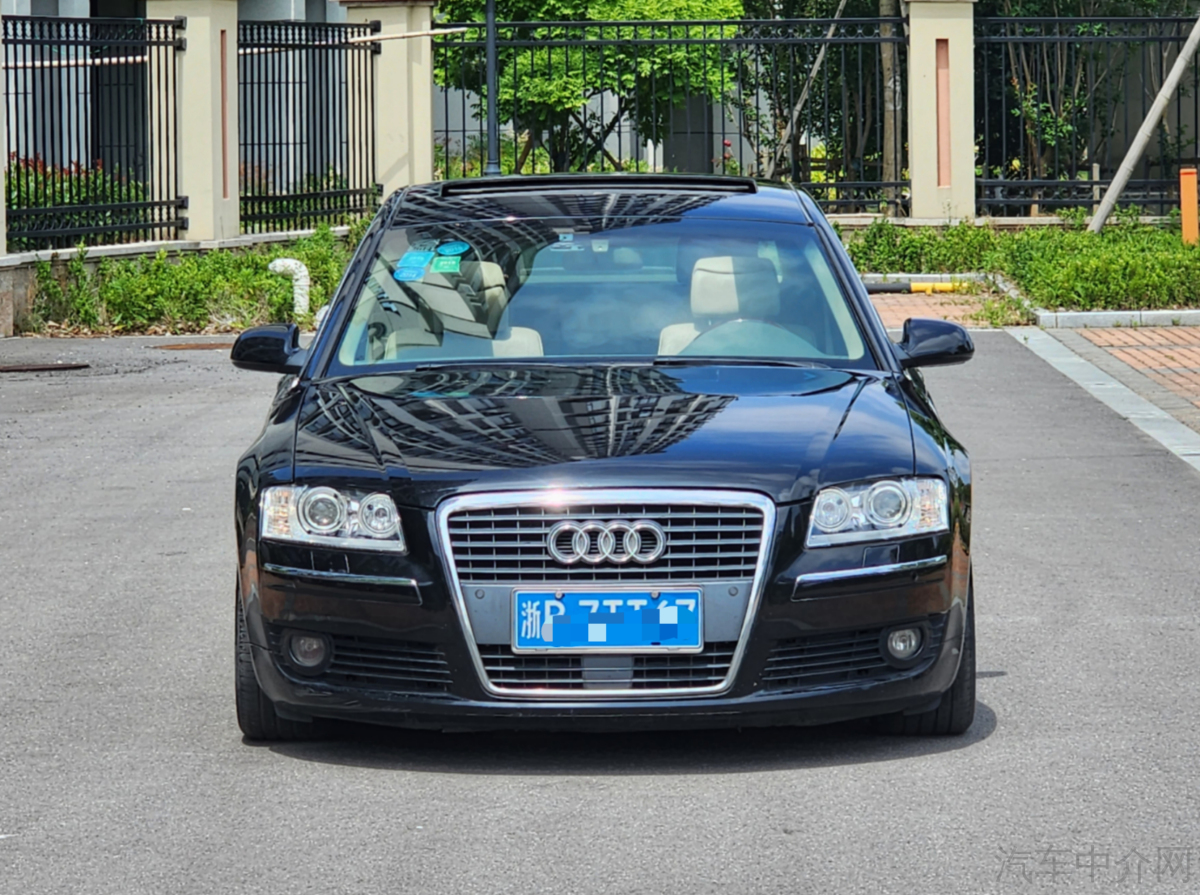 奥迪A8L [进口] 2007款 3.2L 自动 汽油 尊享型价格0万 