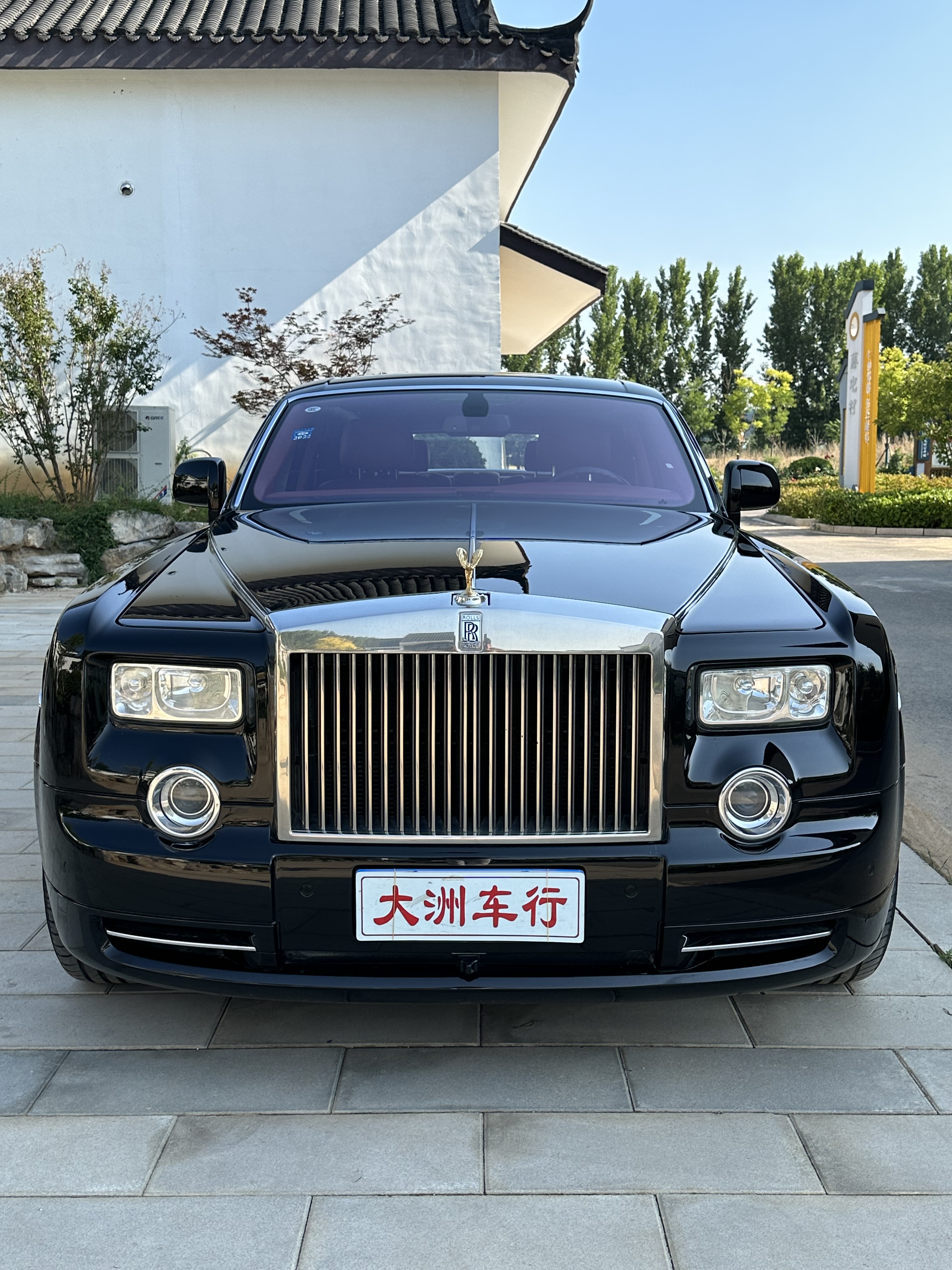 劳斯莱斯幻影 [进口] 2005款 6.7L 自动 加长版价格0万 