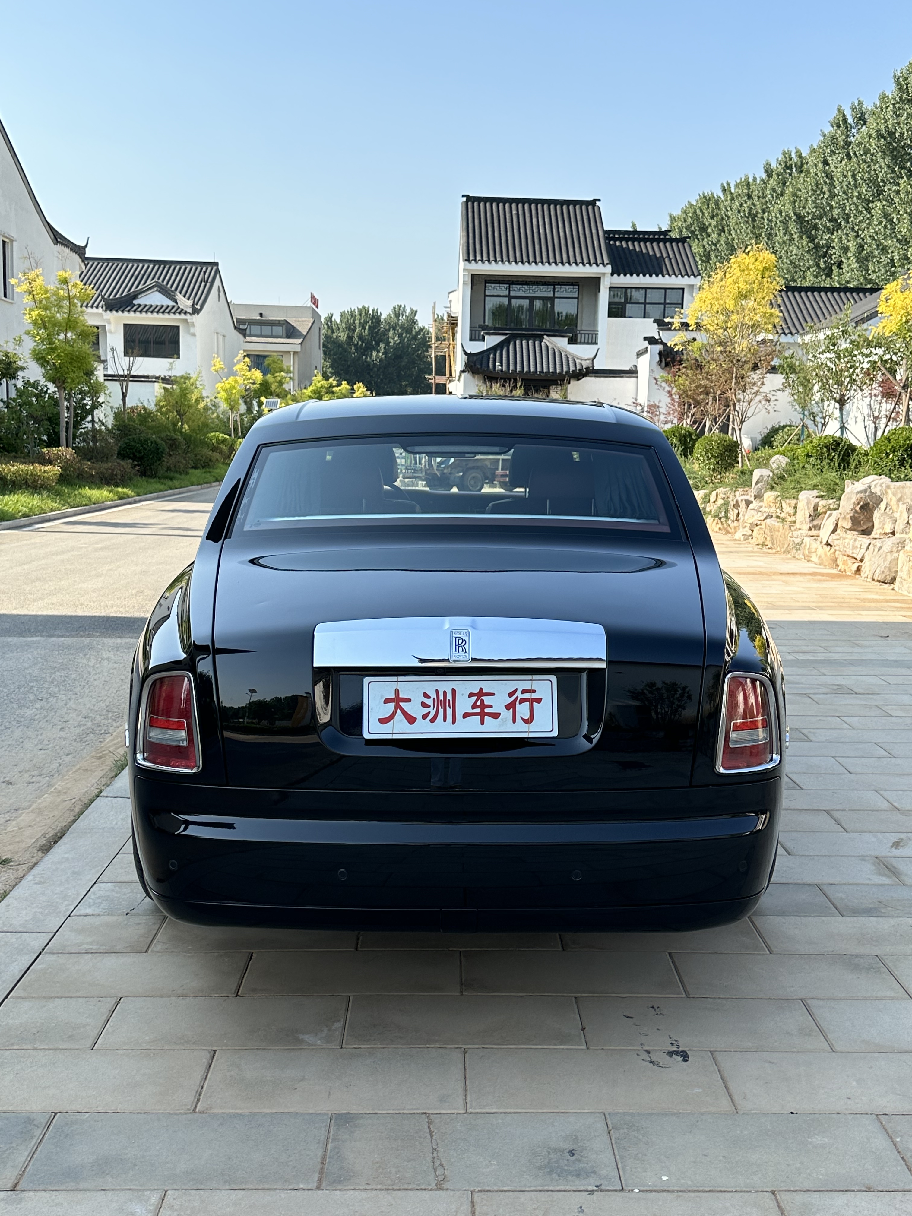 劳斯莱斯幻影 [进口] 2005款 6.7L 自动 加长版价格0万 