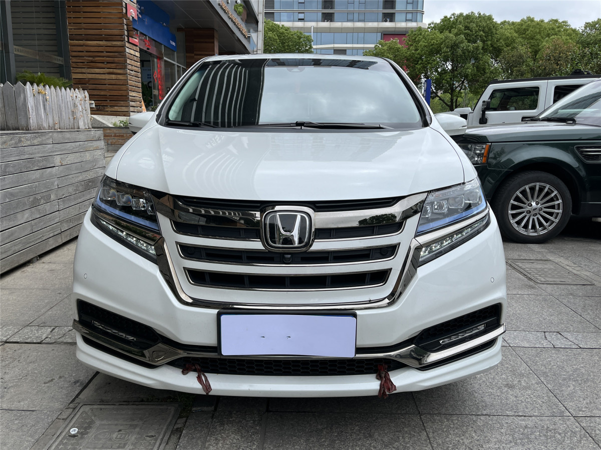 本田艾力绅 2019款 2.0L 自动 7座 至尊版 价格0万 