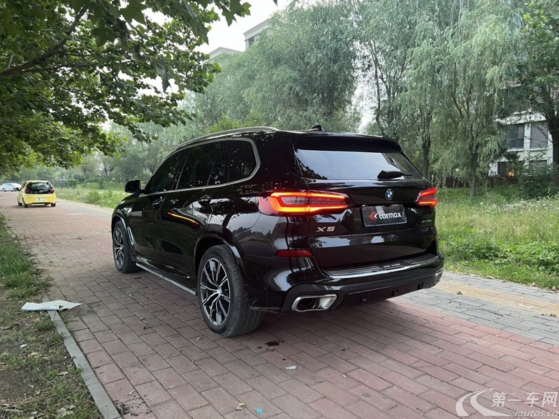 宝马X5 xDrive30Li 2023款 2.0T 自动 M运动套装 (国Ⅵ) 