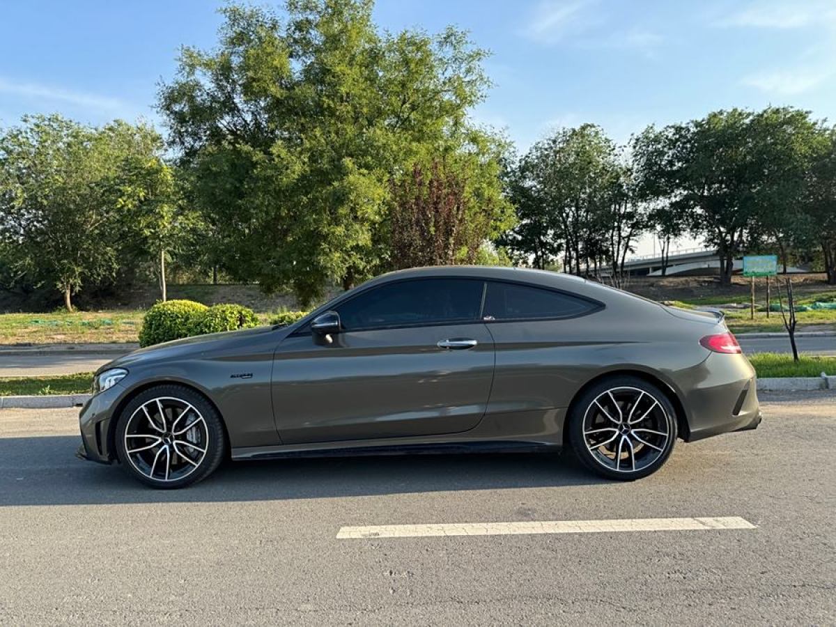 奔驰C43 [进口] 2021款 3.0T 自动价格0万 