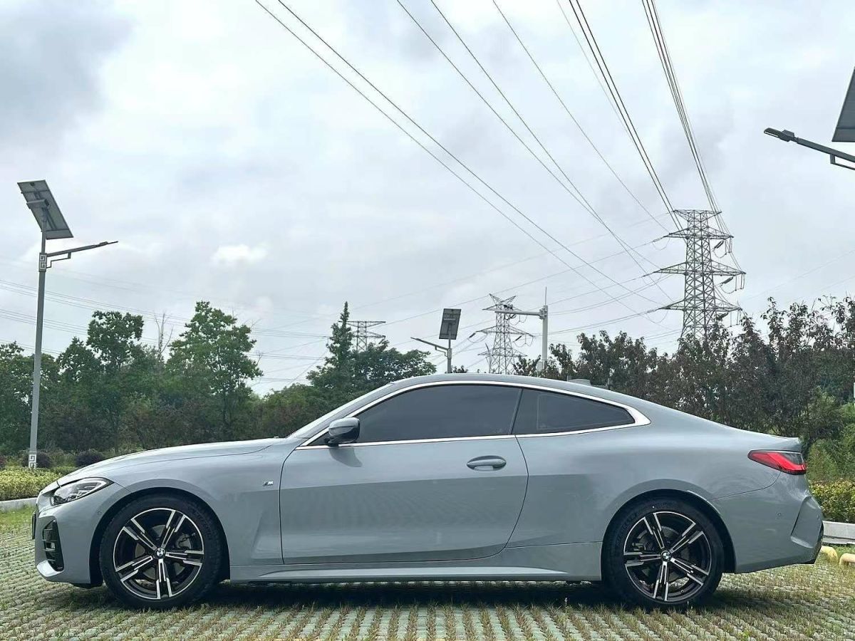 宝马4系双门轿跑 425i [进口] 2023款 2.0T 自动 M运动套装 价格0万 