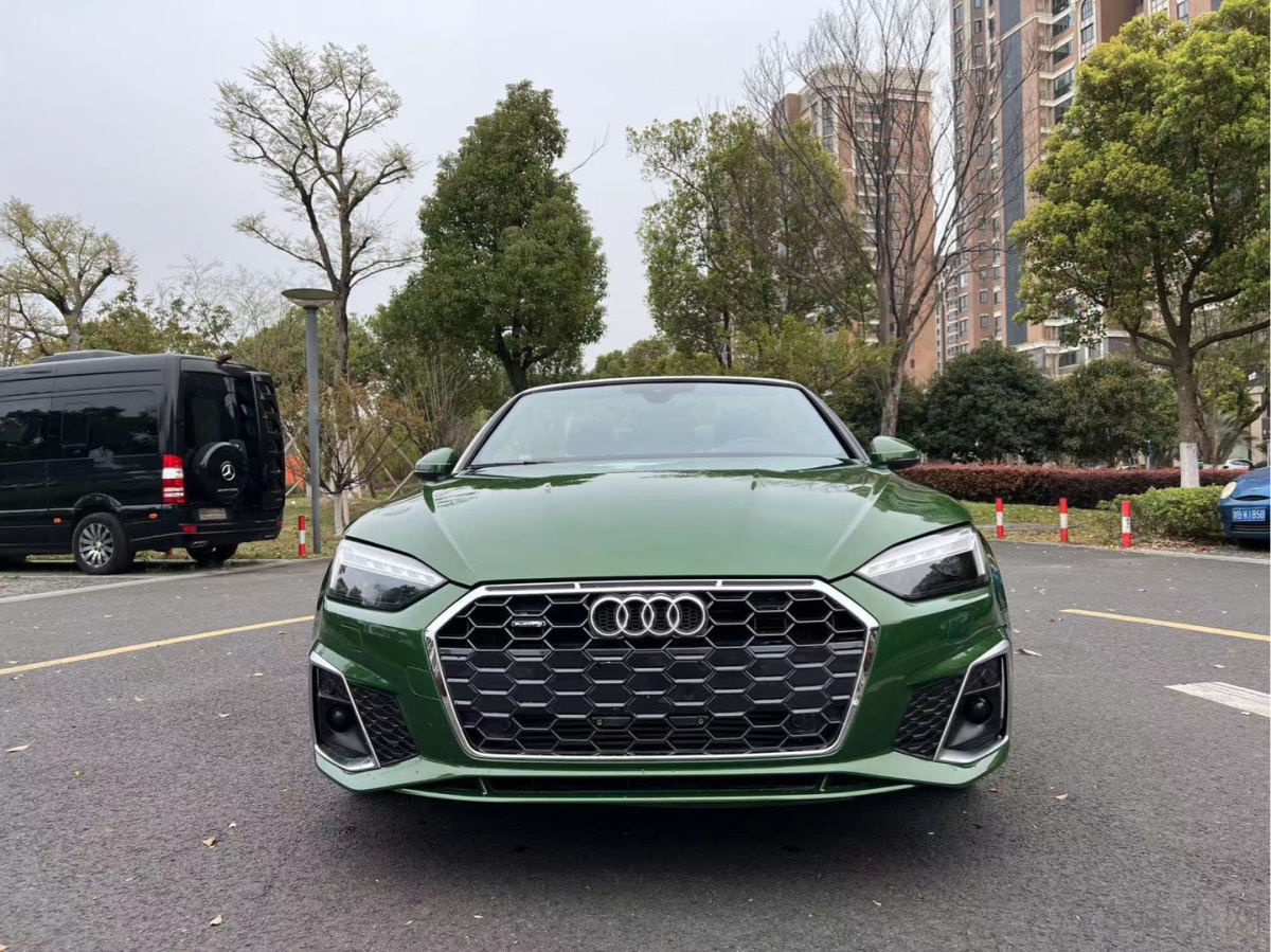 奥迪A5敞篷 40TFSI [进口] 2022款 2.0T 自动 汽油 时尚动感型价格0万 