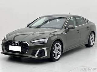 奥迪A5 Coupe 40TFSI 2.0T 自动 时尚动感型 