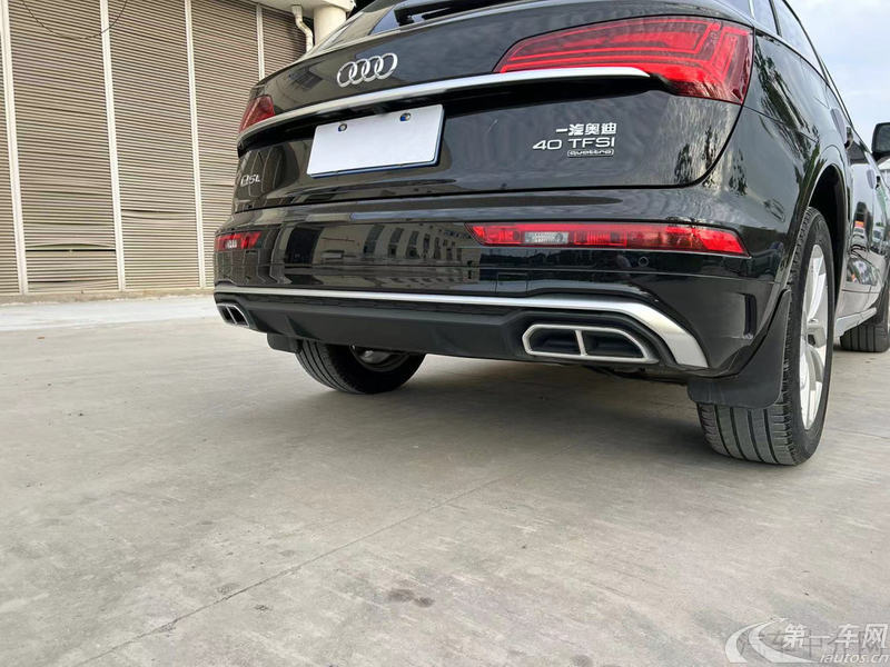 奥迪Q5L 40TFSI 2022款 2.0T 自动 改款豪华动感型 (国Ⅵ) 