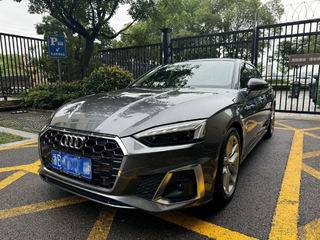 奥迪A5掀背 40TFSI 2.0T 自动 豪华动感型 