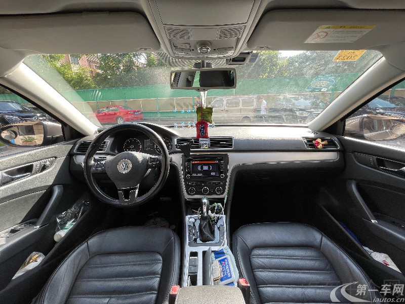 大众帕萨特 2014款 1.8T 自动 汽油 至尊版 (国Ⅴ) 