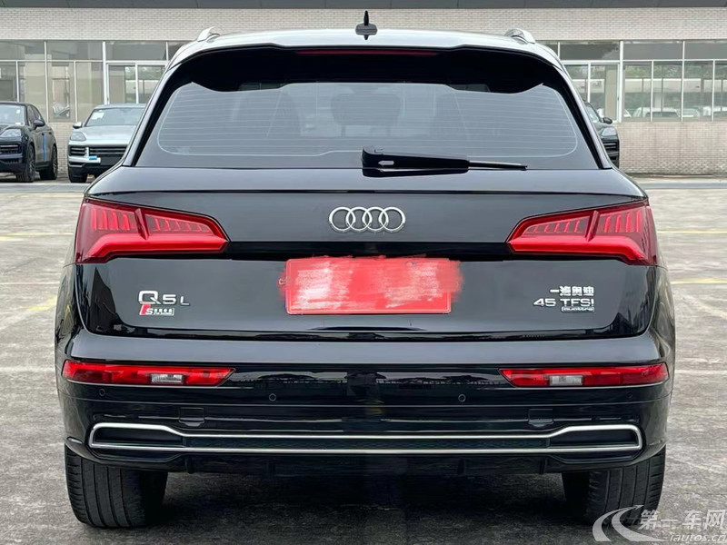 奥迪Q5L 45TFSI 2018款 2.0T 自动 尊享豪华运动型 (国Ⅴ) 