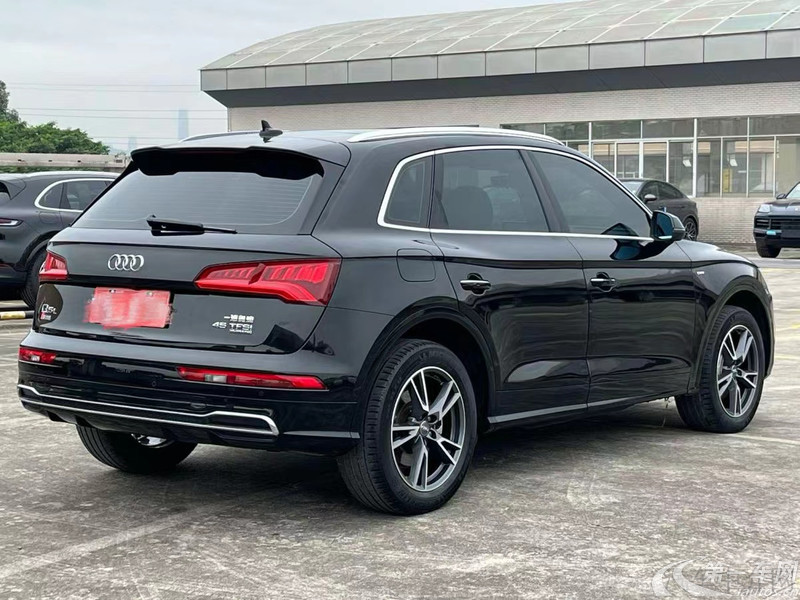 奥迪Q5L 45TFSI 2018款 2.0T 自动 尊享豪华运动型 (国Ⅴ) 