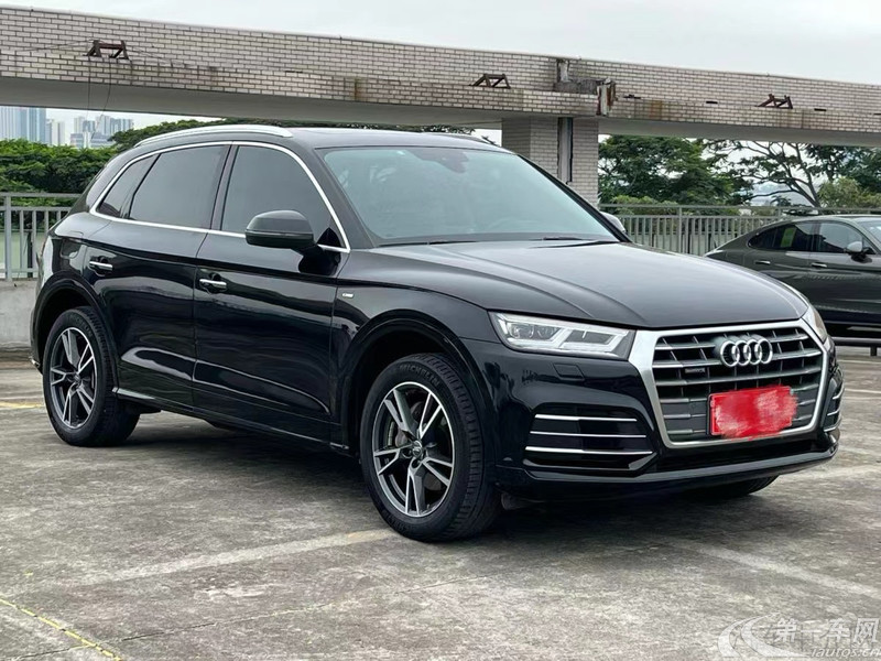 奥迪Q5L 45TFSI 2018款 2.0T 自动 尊享豪华运动型 (国Ⅴ) 