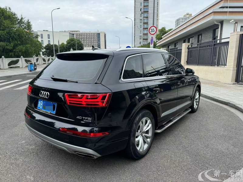 奥迪Q7 [进口] 2018款 2.0T 自动 基本型欧规版平行进口 (欧Ⅴ) 