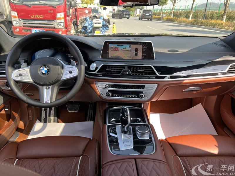 宝马7系 740Li [进口] 2019款 3.0T 自动 汽油 行政型M运动套装 