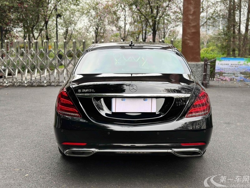 奔驰S级 S320L [进口] 2019款 2.0T 自动 汽油 臻藏版 