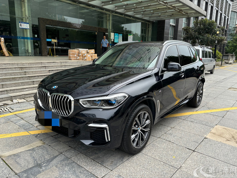 宝马X5 xDrive30Li 2022款 2.0T 自动 尊享型M运动套装 (国Ⅵ) 