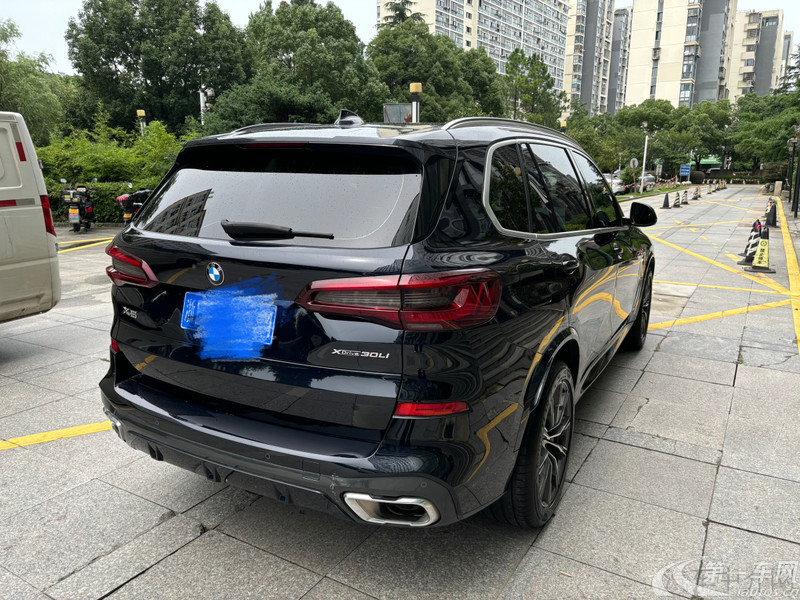 宝马X5 xDrive30Li 2022款 2.0T 自动 尊享型M运动套装 (国Ⅵ) 