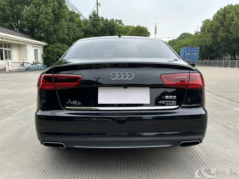 奥迪A6L 45TFSI 2017款 3.0T 自动 运动型 (国Ⅴ) 