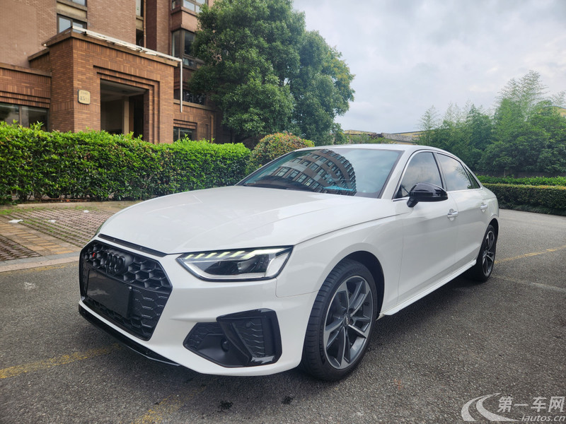 奥迪A4L 2020款 2.0T 自动 quattro豪华致雅型 (国Ⅵ) 