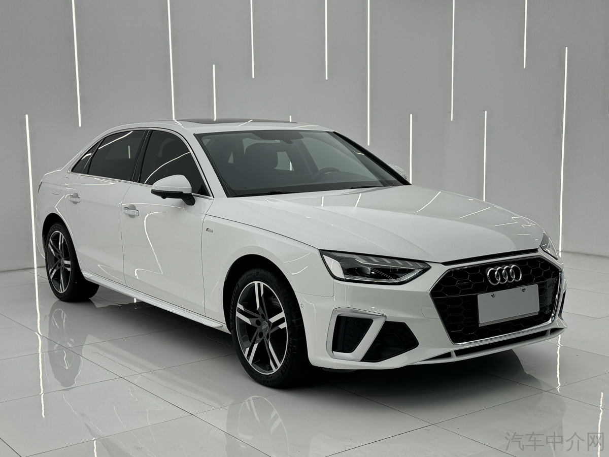 奥迪A4L 2020款 2.0T 自动 quattro豪华致雅型 价格0万 