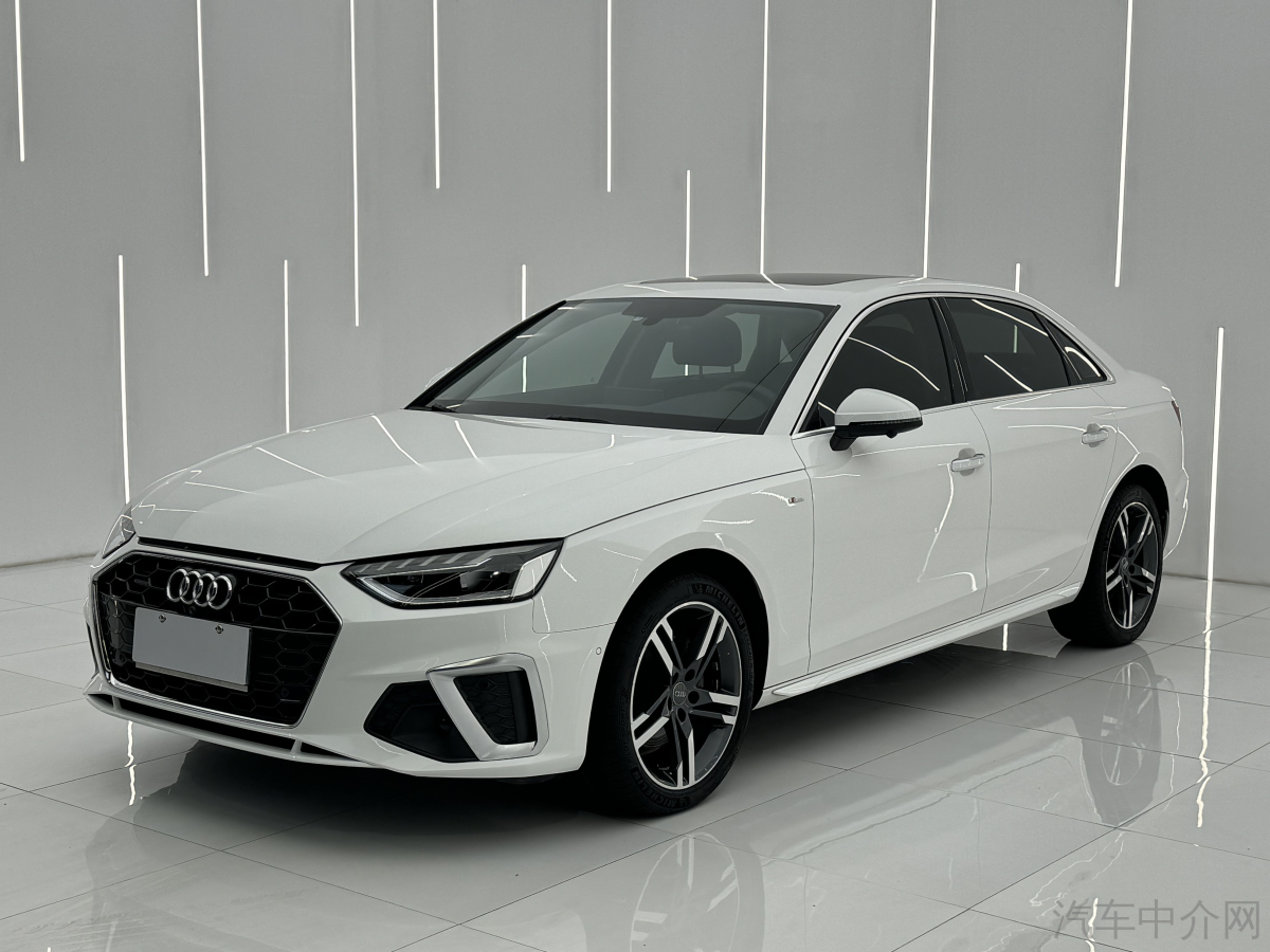 奥迪A4L 2020款 2.0T 自动 quattro豪华致雅型 价格0万 