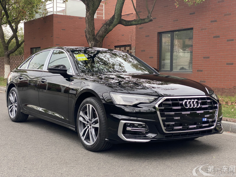 奥迪A6L 40TFSI 2024款 2.0T 自动 豪华动感型 (国Ⅵ) 