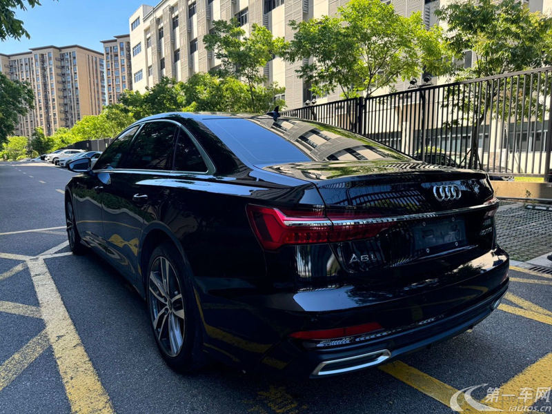 奥迪A6L 40TFSI 2022款 2.0T 自动 豪华动感型 (国Ⅵ) 