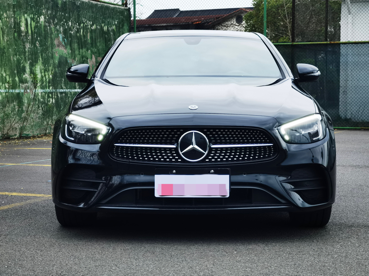 奔驰E级 300L 2023款 2.0T 自动 汽油 改款运动时尚型 价格0万
