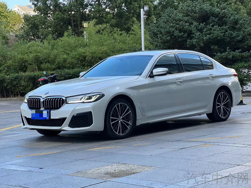 宝马5系 525Li 2021款 2.0T 自动 汽油 M运动套装 价格0万 