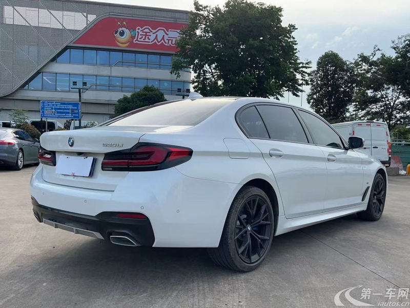 宝马5系 530Li 2023款 2.0T 自动 汽油 尊享型M运动套装 (国Ⅵ) 