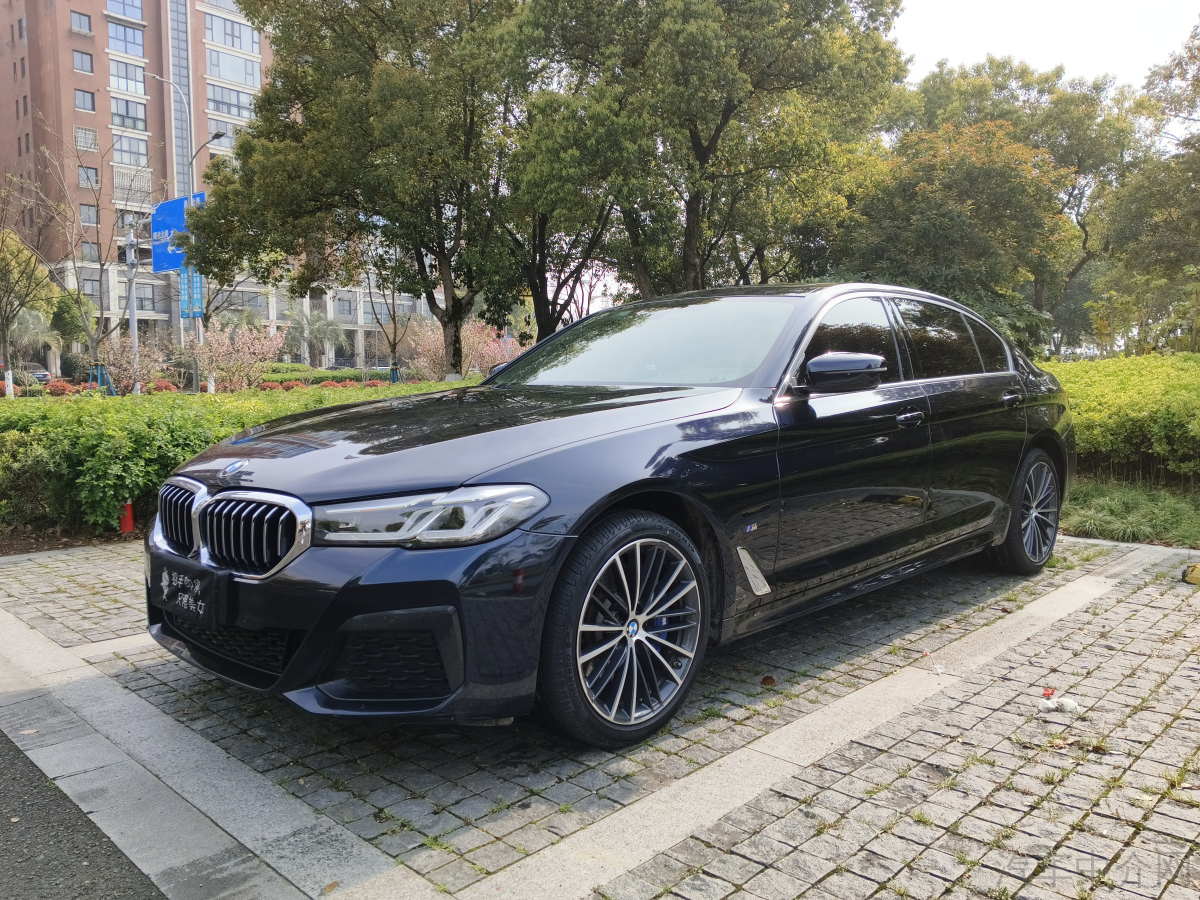 宝马5系 530Li 2022款 2.0T 自动 汽油 xDrive改款二M运动套装 价格0万 
