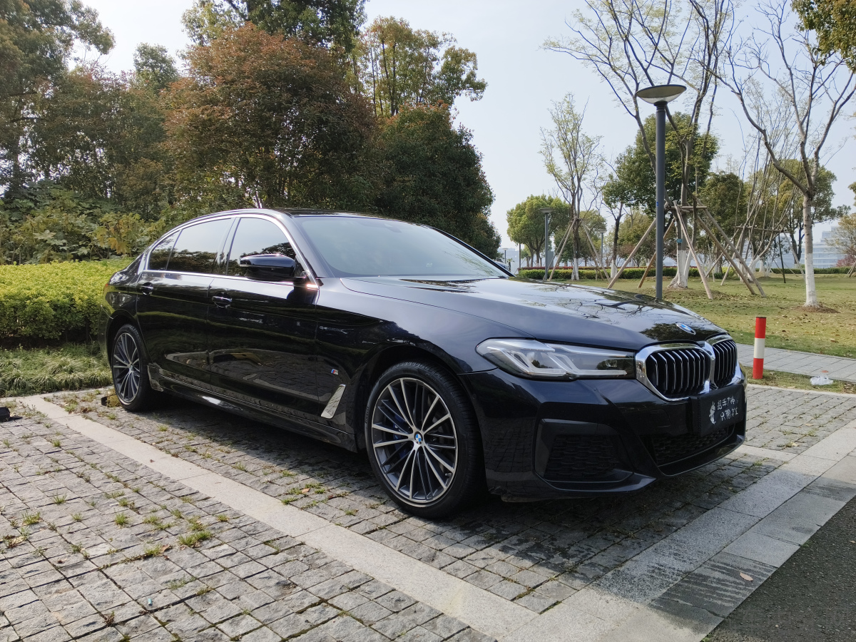 宝马5系 530Li 2022款 2.0T 自动 汽油 xDrive改款二M运动套装 价格0万 