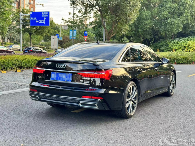 奥迪A6L 45TFSI 2022款 2.0T 自动 臻选动感型 (国Ⅵ) 