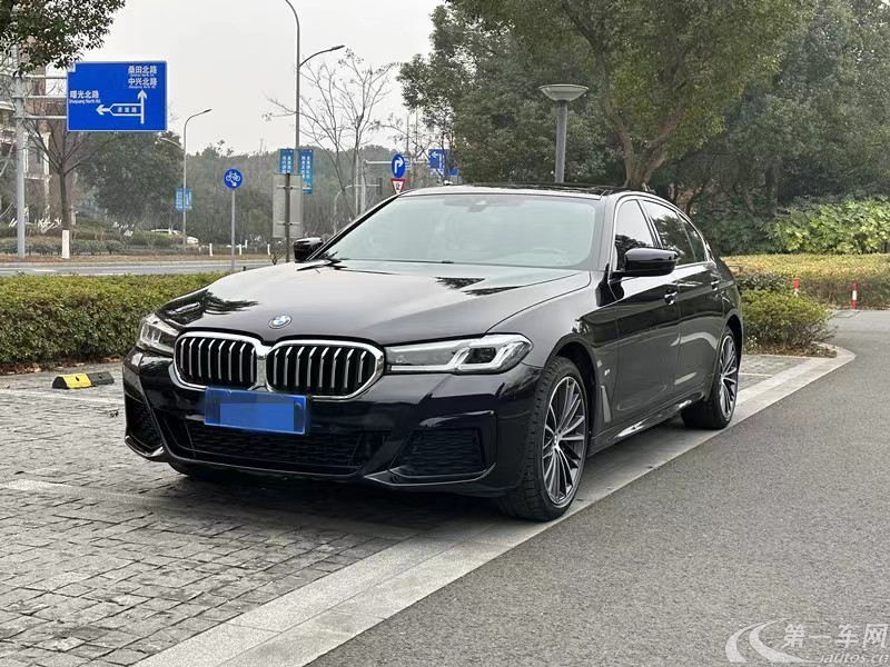 宝马5系 530Li 2022款 2.0T 自动 汽油 改款领先型M运动套装 (国Ⅵ) 