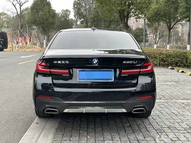 宝马5系 530Li 2022款 2.0T 自动 汽油 改款领先型M运动套装 (国Ⅵ) 