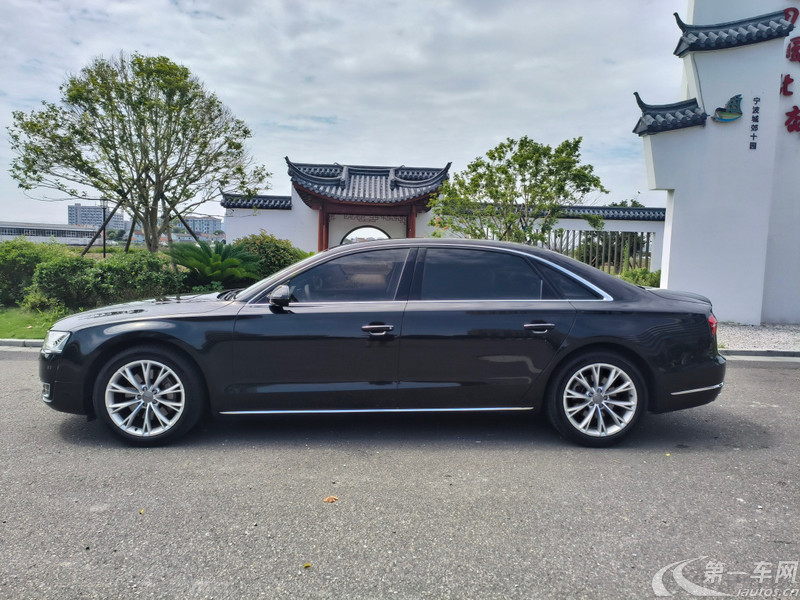 奥迪A8L 50 [进口] 2014款 3.0T 自动 汽油 豪华型 