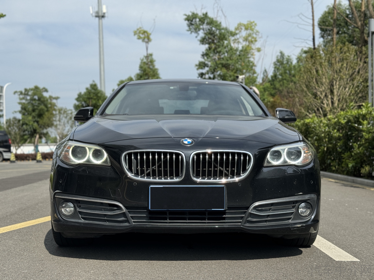 宝马5系 525Li 2014款 2.0T 自动 汽油 豪华设计套装 价格0万