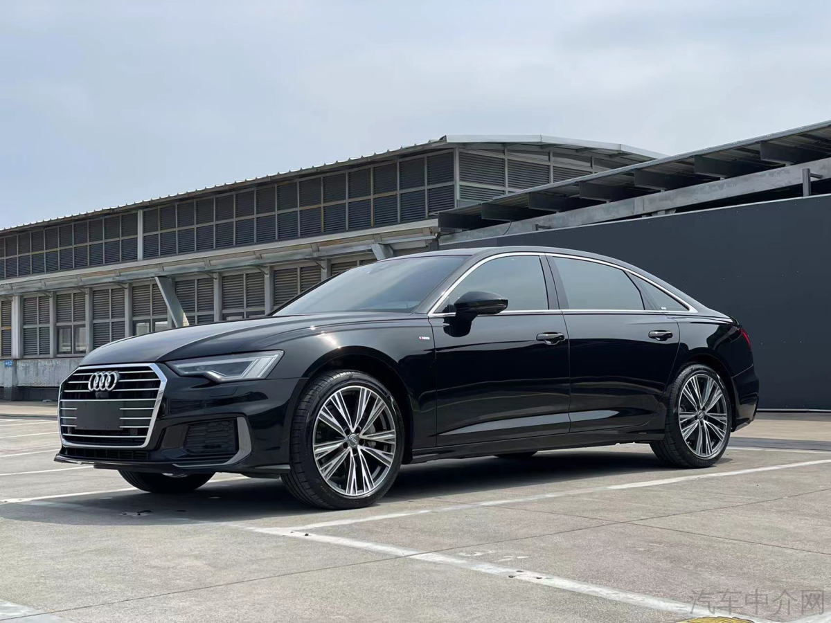 奥迪A6L 45TFSI 2021款 2.0T 自动 臻选动感型 价格0万 