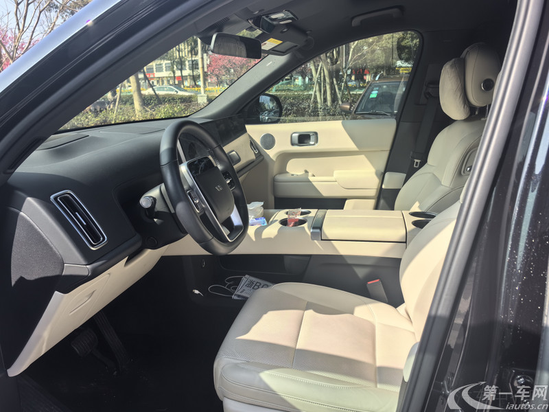 理想L8 2023款 1.5T 自动 Pro (国Ⅵ) 