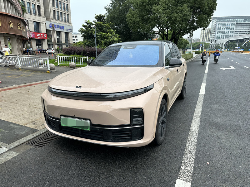 理想L7 2023款 1.5T 自动 Pro 价格0万 