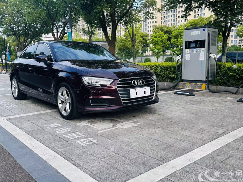 奥迪A3 35TFSI 2019款 1.4T 自动 进取型Limousine (国Ⅴ) 