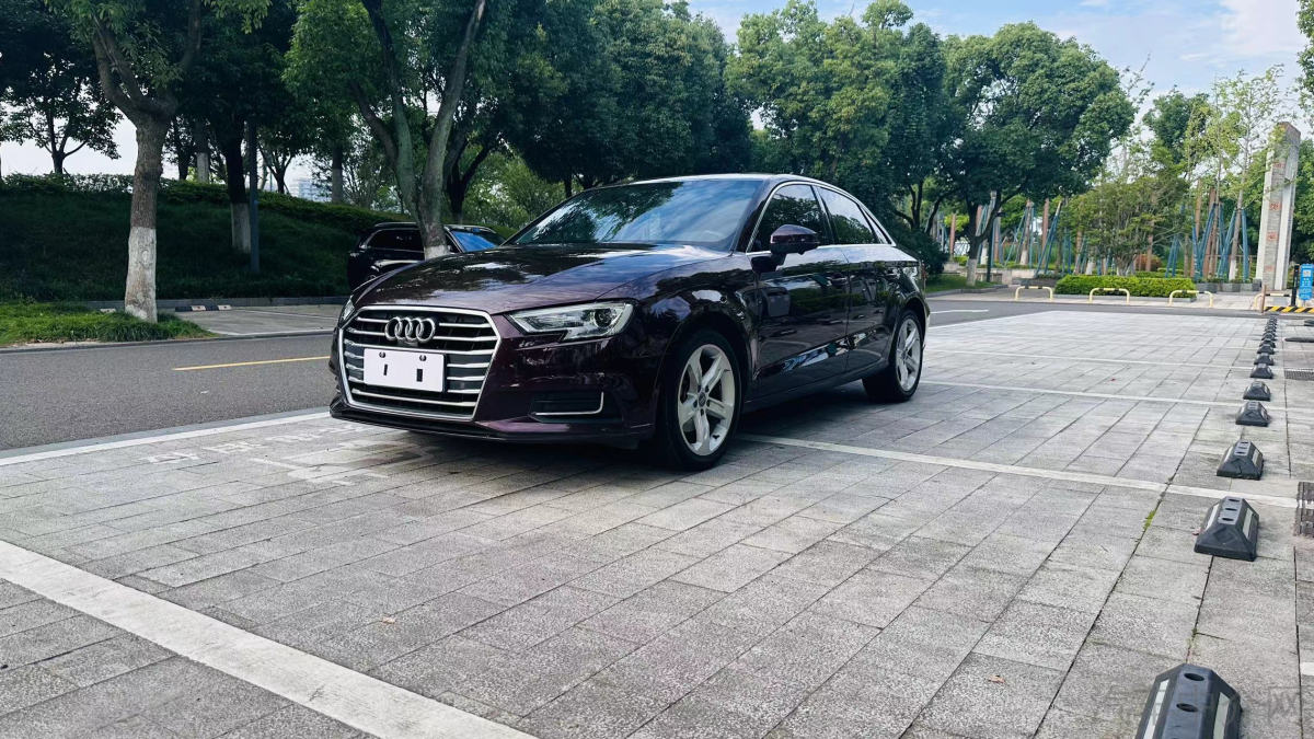 奥迪A3 35TFSI 2019款 1.4T 自动 进取型Limousine 价格0万