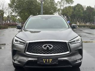 英菲尼迪QX50 2.0T 自动 豪华版 