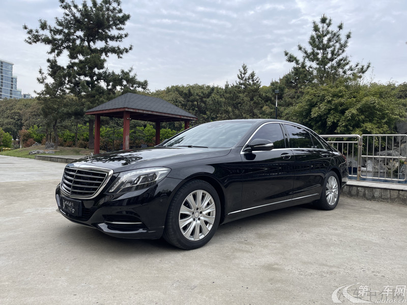 奔驰S级 S400 [进口] 2014款 3.0T 自动 汽油 尊贵型加长版 