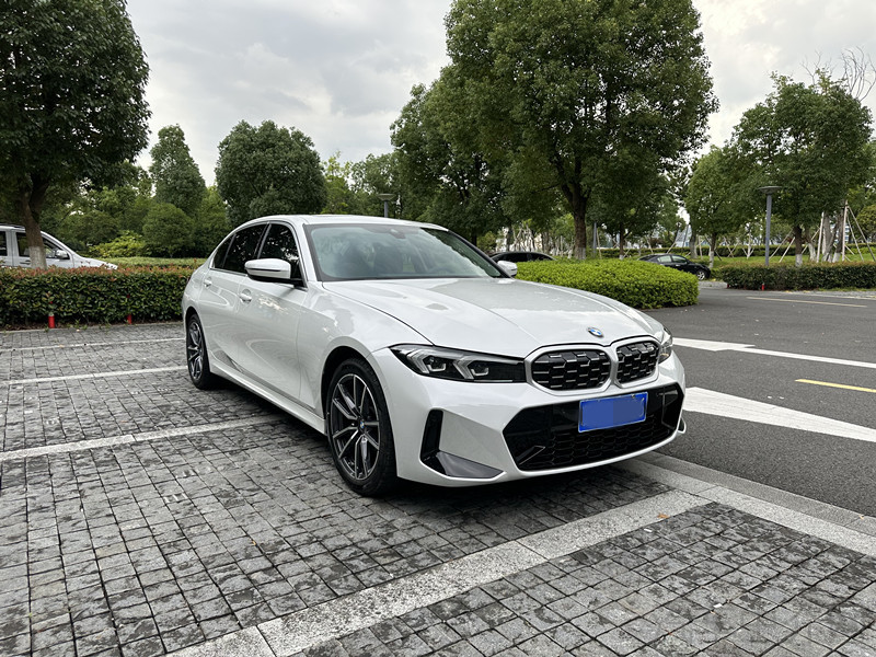 宝马3系 325Li 2024款 2.0T 自动 汽油 xDrive二手车 二手M运动套装 价格0万 
