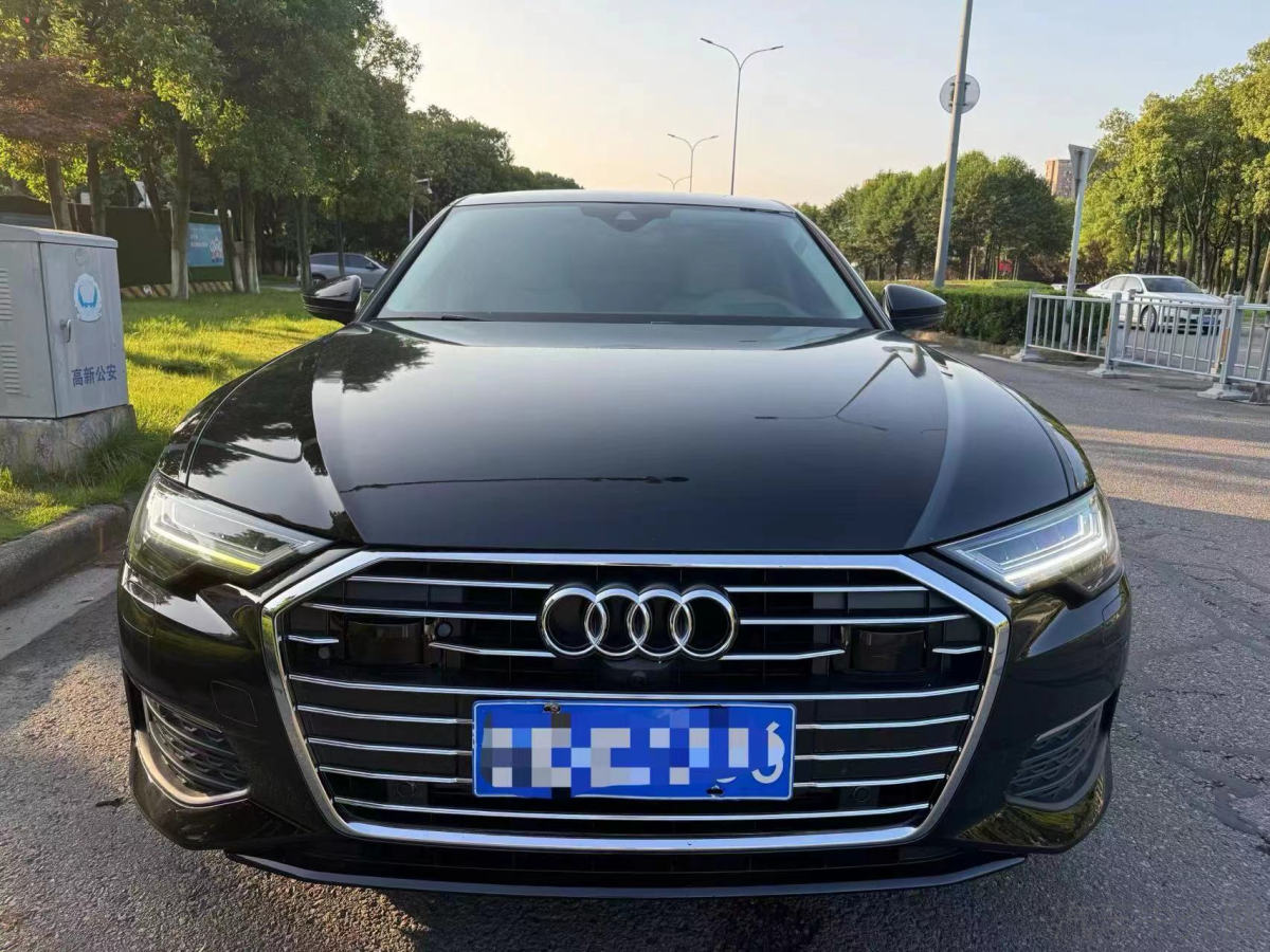 奥迪A6L 55TFSI 2020款 3.0T 自动 旗舰致雅型 价格0万 