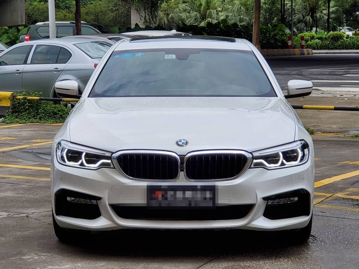 宝马5系 530Li 2018款 2.0T 自动 汽油 尊享型M运动套装改款 价格0万