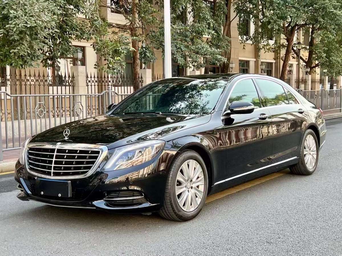 奔驰S级 S320 [进口] 2016款 3.0T 自动 汽油 豪华型加长版 价格0万 